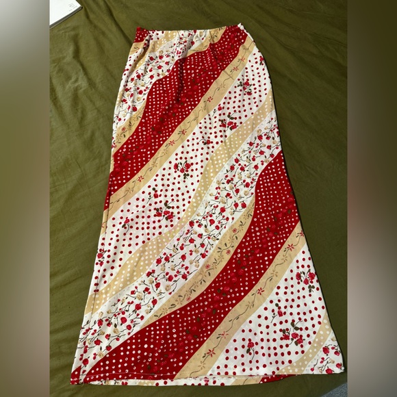 Vintage 90s patchwork floral skirt 🌺 - Picture 2 of 5